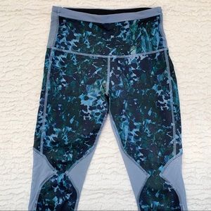 LuLuLemon leggings with breathability